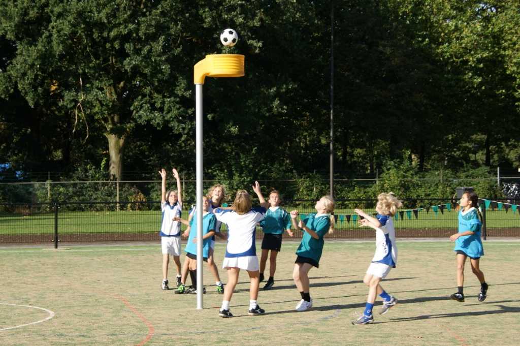 Korfbal E1  25 september-24.JPG